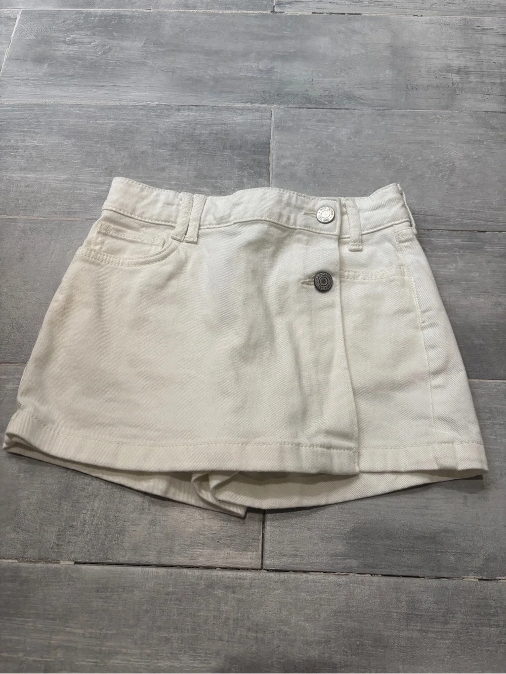 GAP Denim Girls Size 7 White Jean Denim Skort